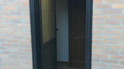 Porte moustiquaire pliante